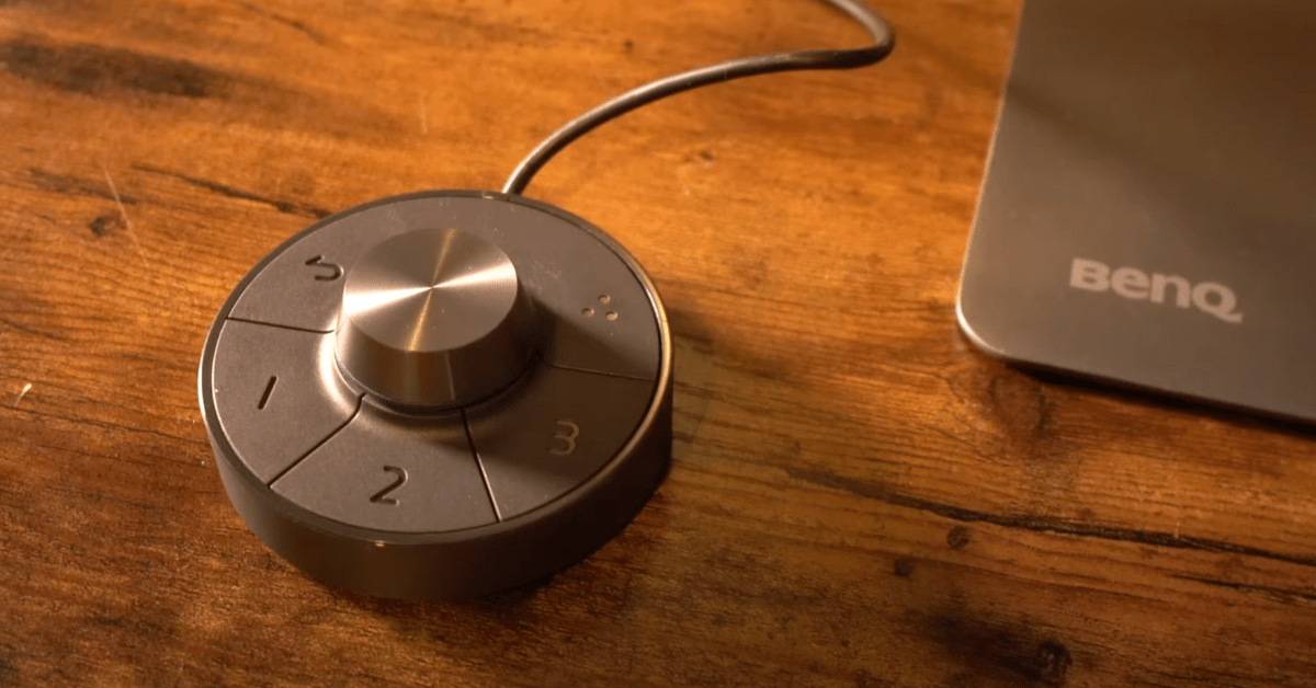 BenQ PD3220U thunderbolt monitors