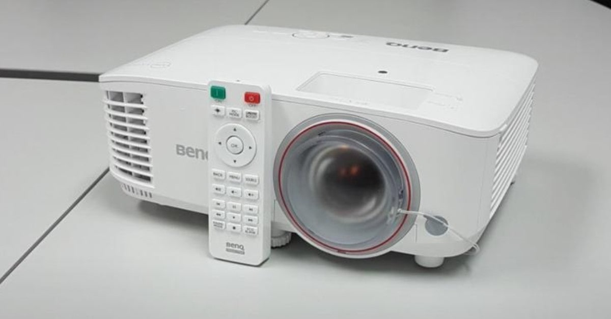 BenQ TH671ST best small room projector