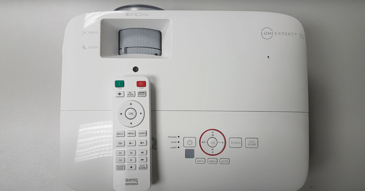 BenQ TH671ST projector for under 1000