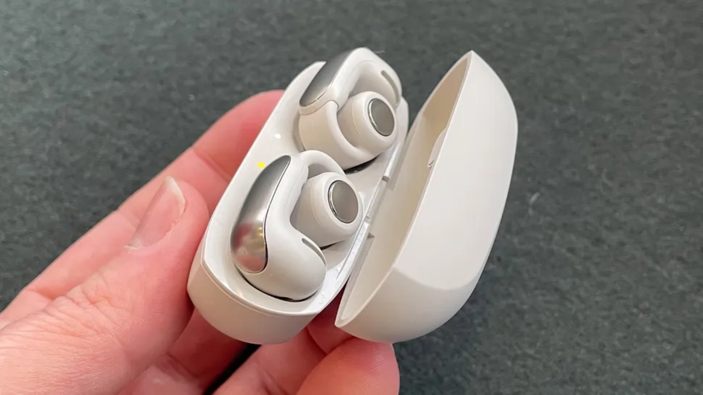 Bose Ultra Open running earbuds stay in place