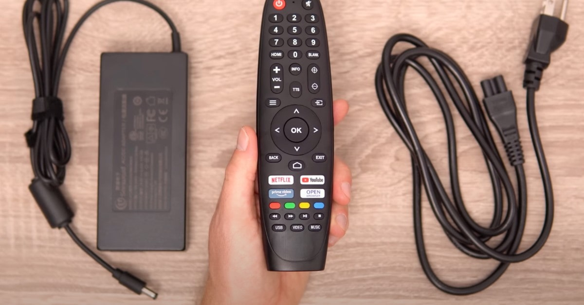 COI UNO5 Smart Projector 