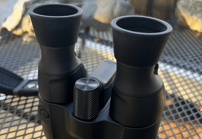 Canon Binoculars 8x20 IS Beginner Binocular