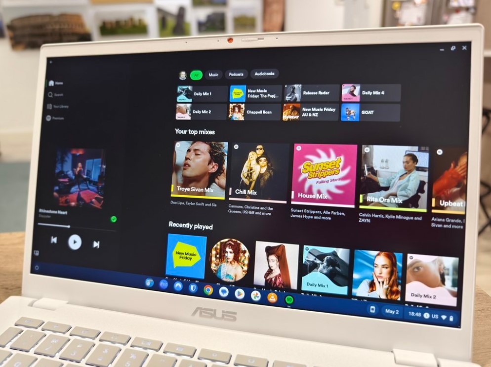 Chromebook Plus CX34 versus Chromebook Plus 514