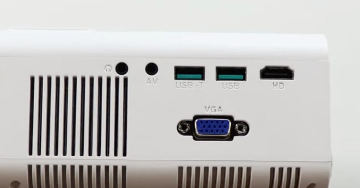 CiBest W13 mini projector compatible with iphone