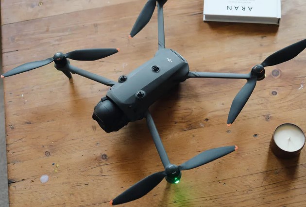 Mavic 4 Pro versus Air 3S