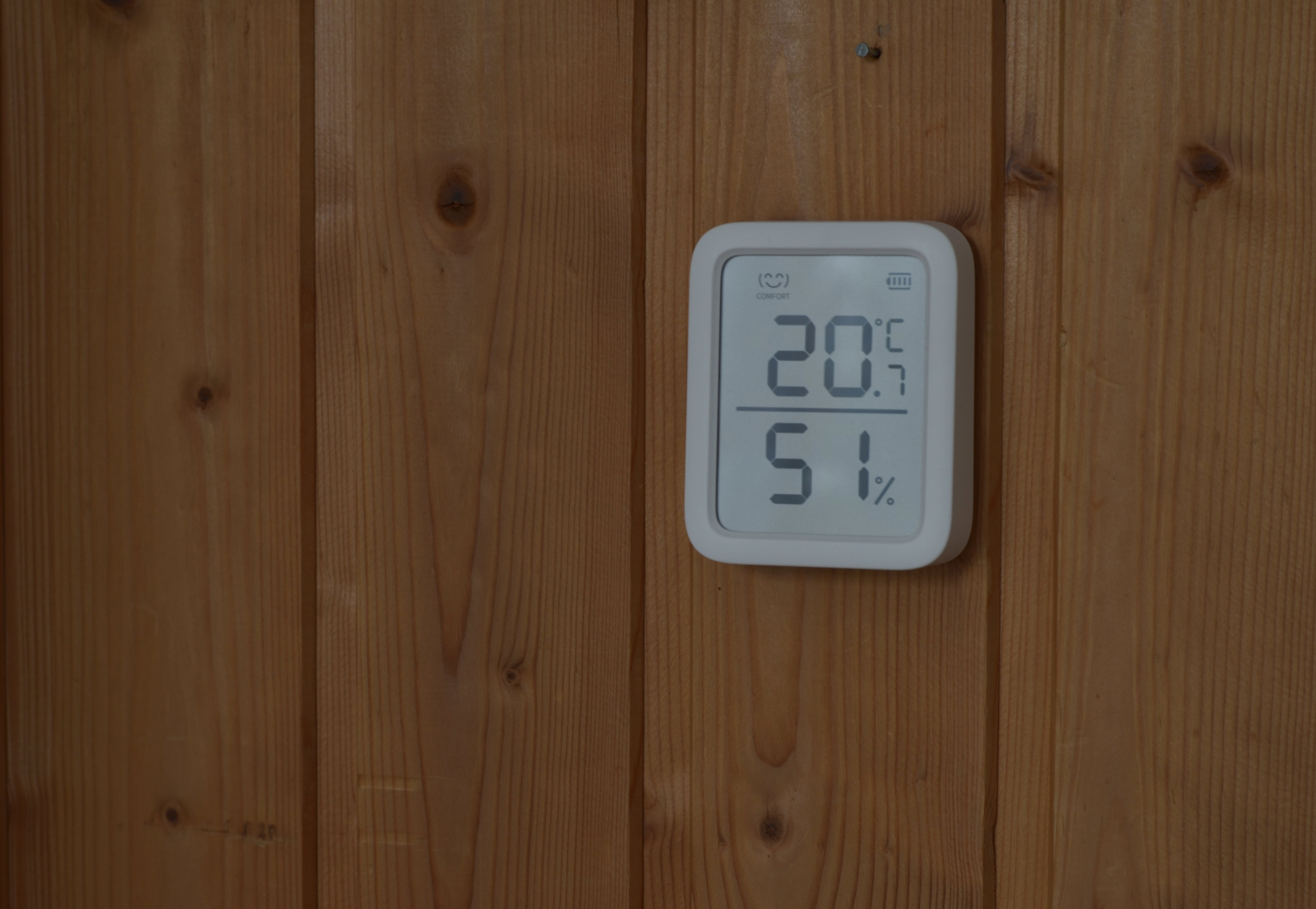 SwitchBot Meter Plus best digital thermo hygrometer