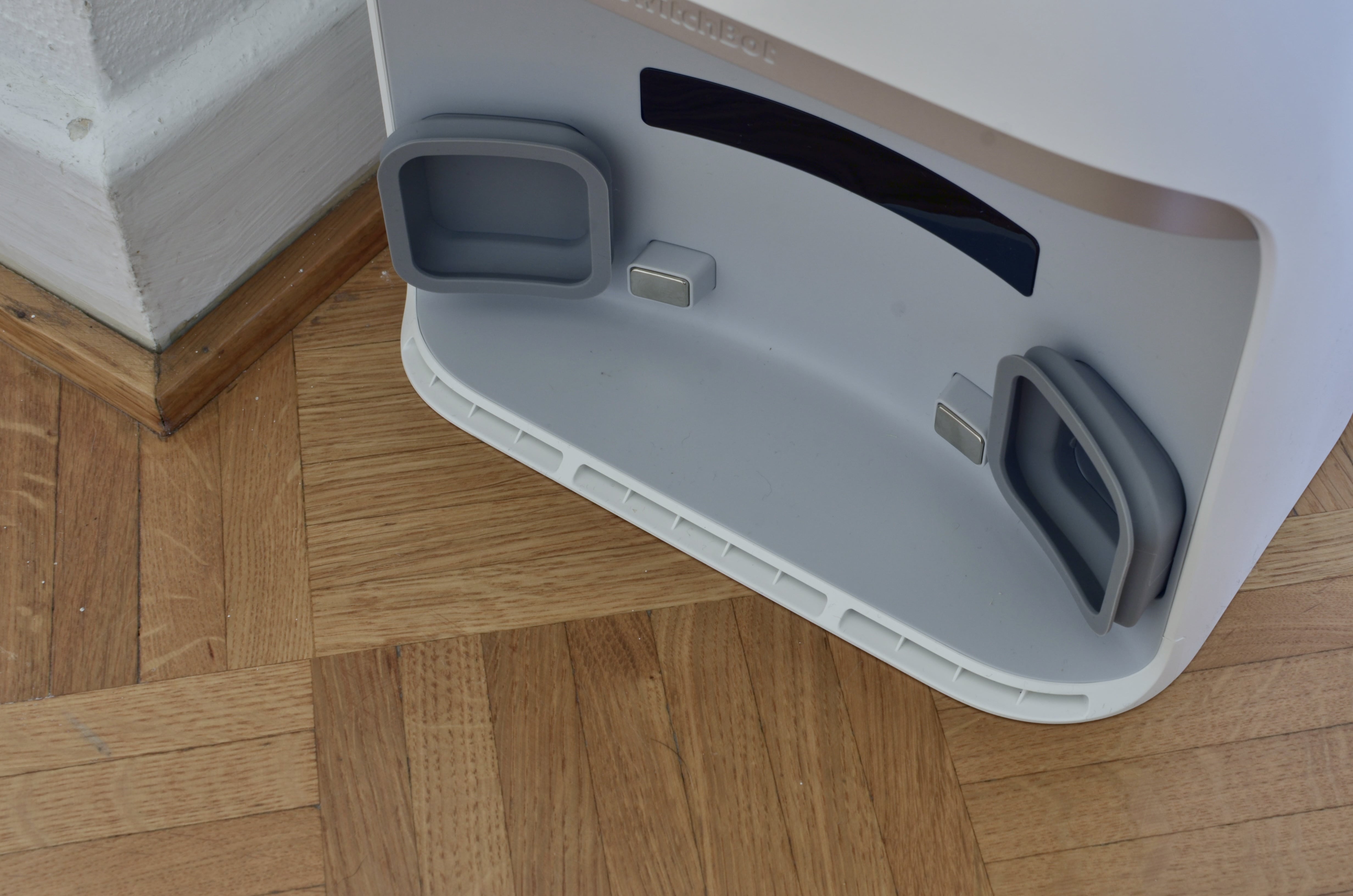 First Impressions of the SwitchBot S10