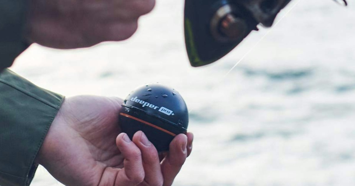 Deeper PRO+ 2 Smart Sonar compact fish finder for small boats