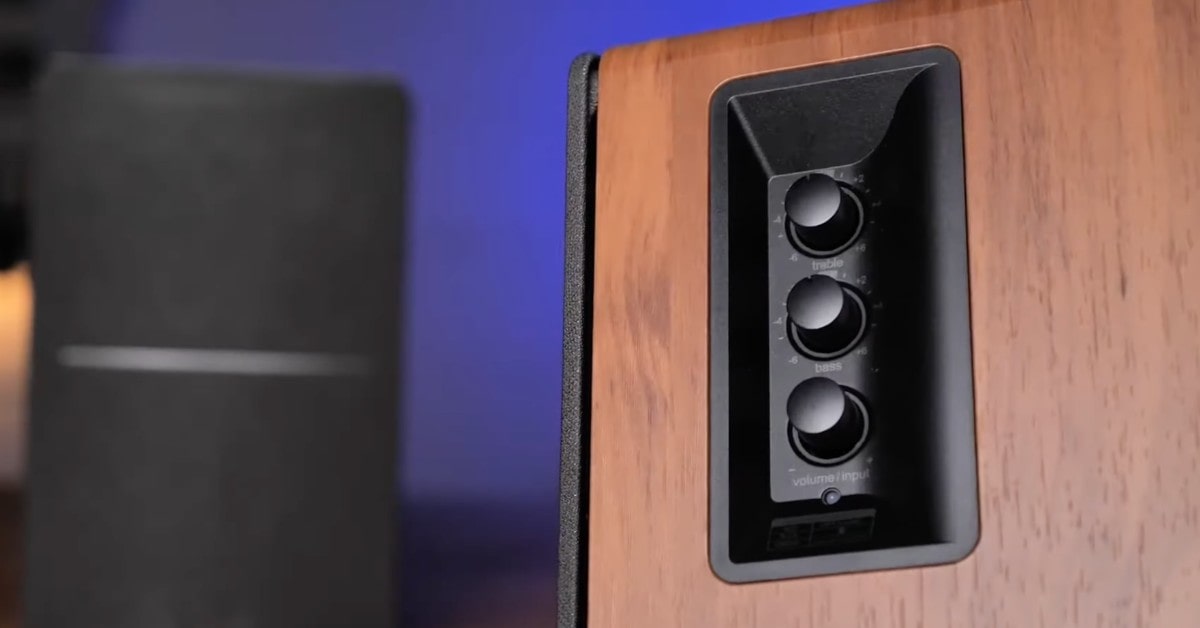 Edifier R1280DB good bluetooth speakers for record player