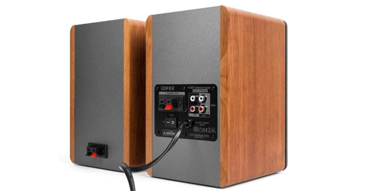 Edifier R1280T active bookshelf speakers
