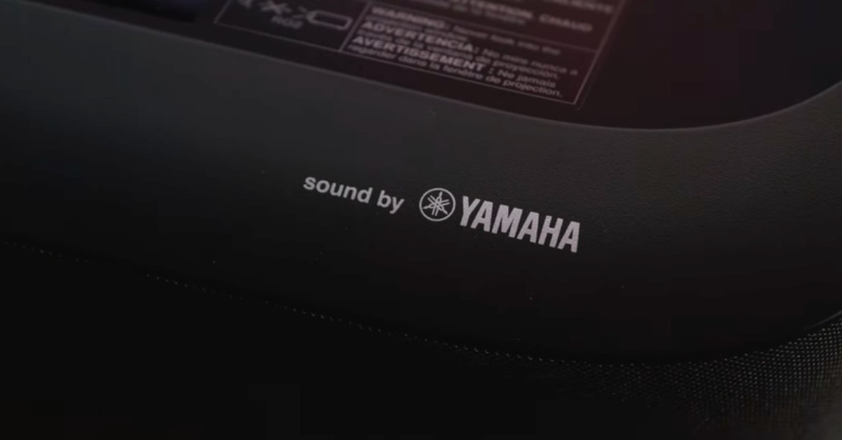 Epson EpiqVision LS300 projector with built in speakers