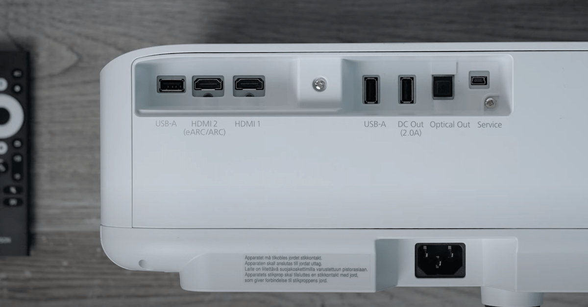 Epson EpiqVision Ultra LS650 portable short throw projector