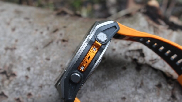 Garmin Fenix 8 or Garmin Forerunner 965