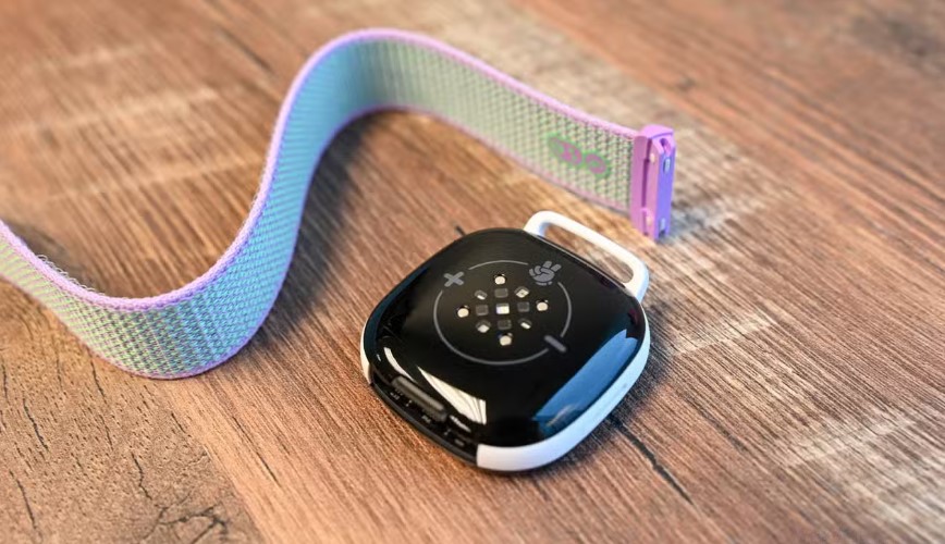  Fitbit Ace LTE parental control smartwatch