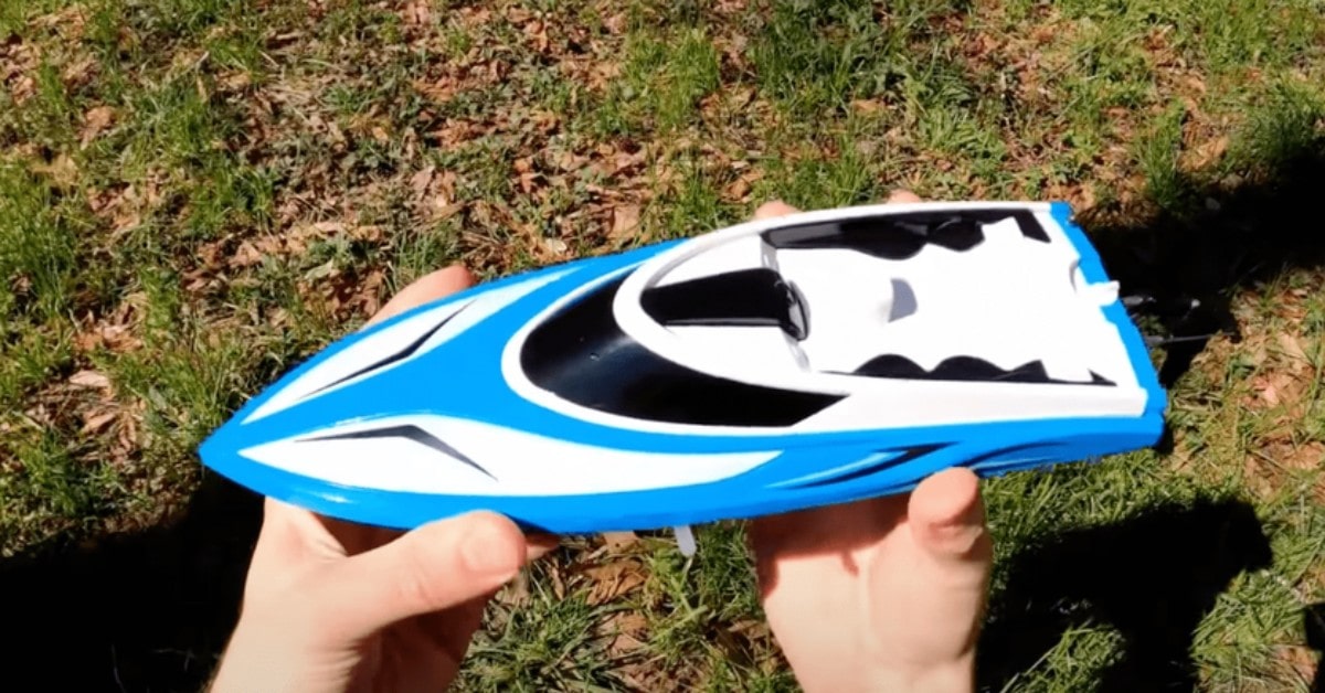 Force1 Velocity remote control boats for lakes