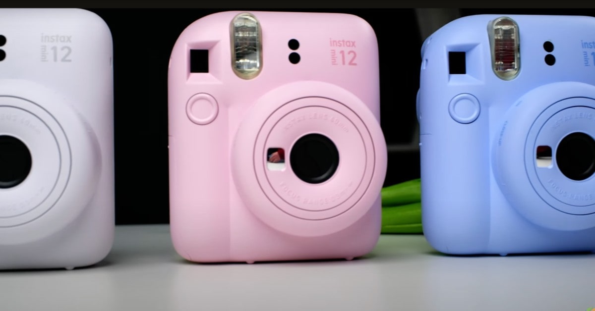 Fujifilm Instax Mini 12 Instant cheap cameras with good quality