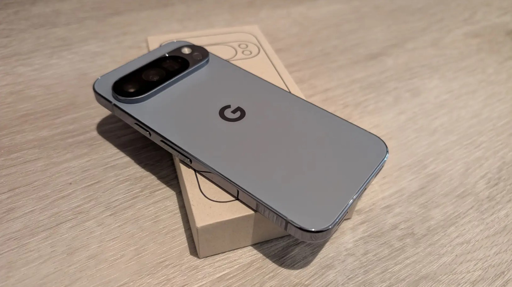 Pixel 10 Pro vs Pixel 10 Pro XL