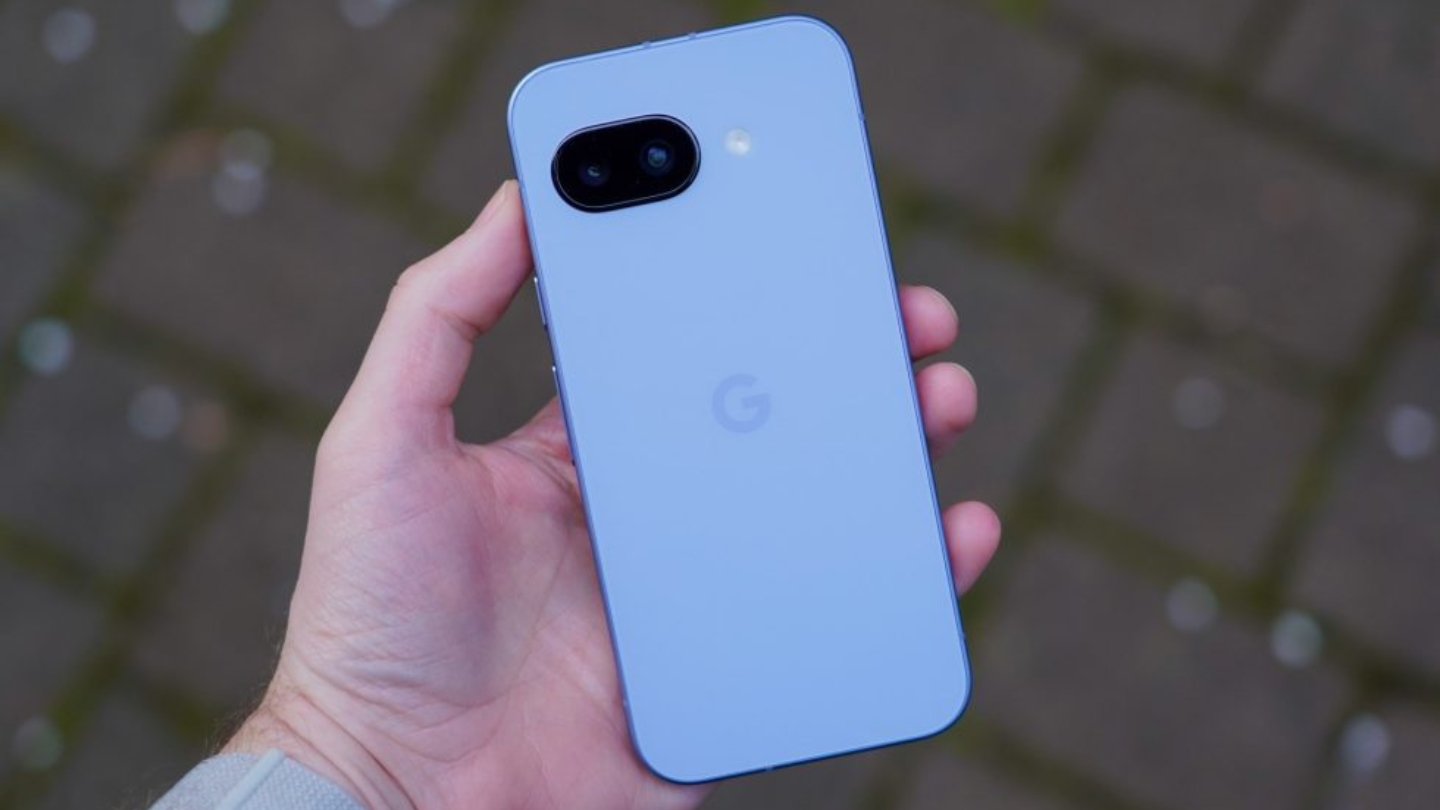 Google Pixel 9a Android phone for gaming under 500