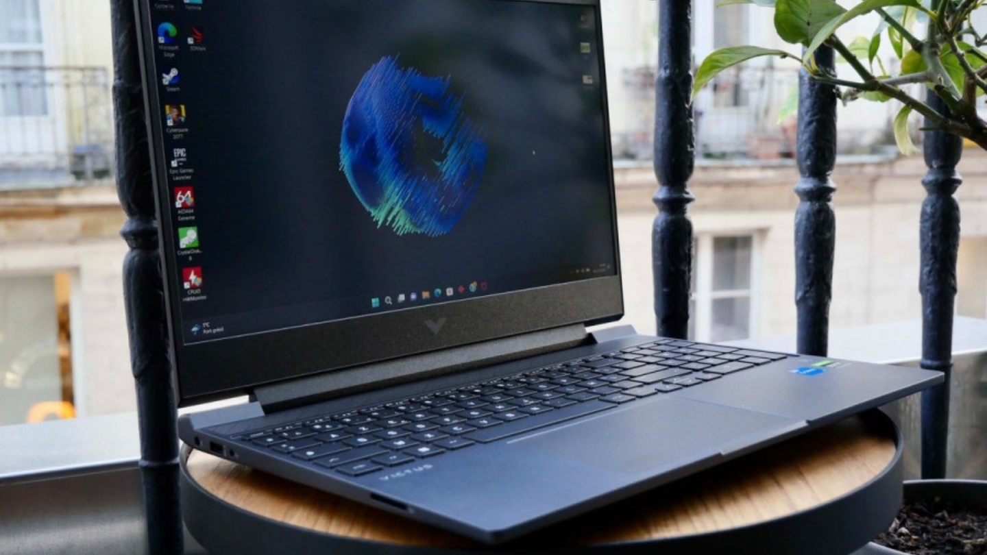 HP Victus 15 (2024) budget gaming notebook RTX
