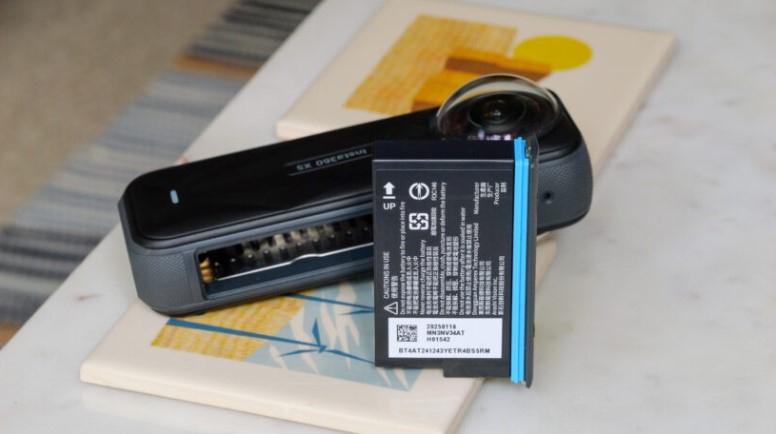 Insta360 X5 or Insta360 X4 Air