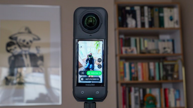 Caméra d'action immersive Insta360 X5