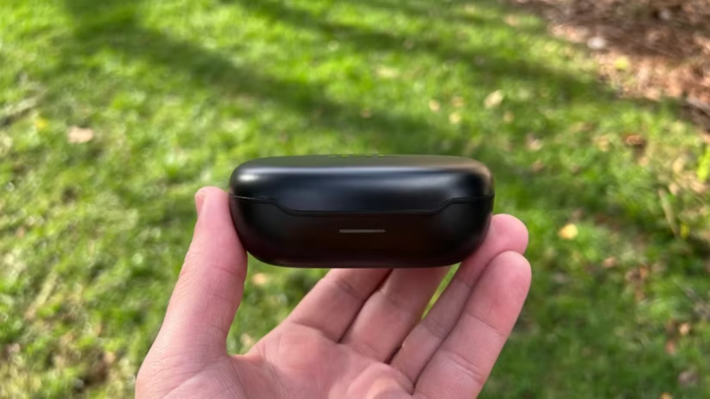 JBL Endurance Peak 3 stable fit wireless earbuds