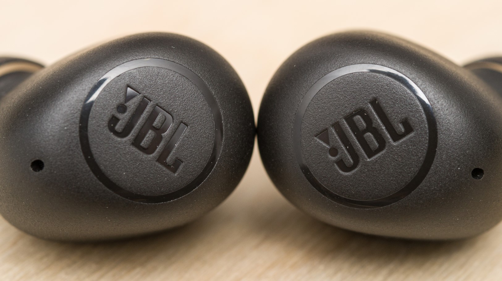 JBL Vibe Buds affordable bluetooth earbuds