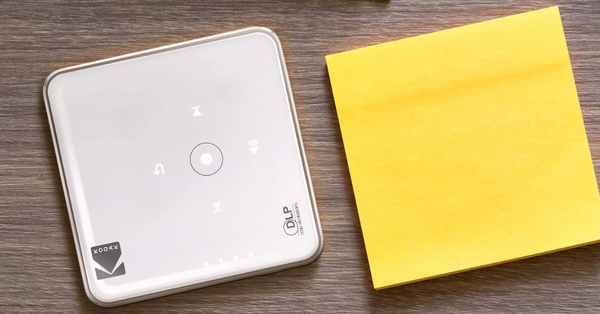 KODAK Luma 150  portable projector under 200