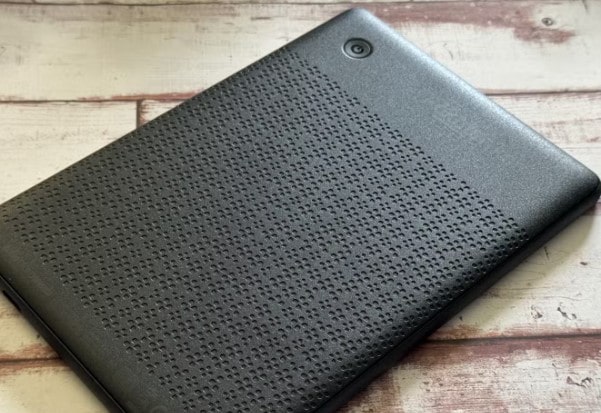 Kobo Clara Colour tablet for reading newspapers