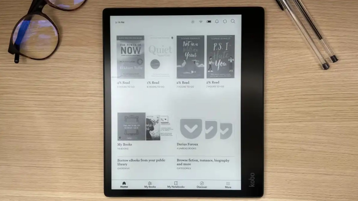 Kobo Elipsa 2E eReader with stylus pen