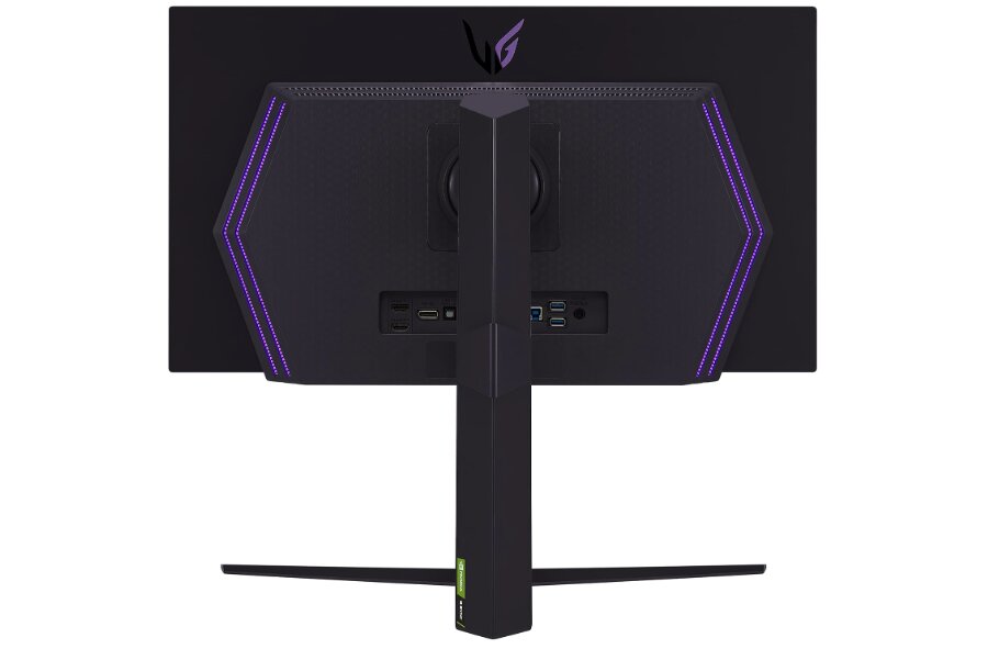 LG UltraGear 27GS95QE OLED gaming monitor comparison