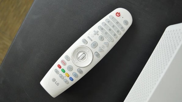 Projecteur LG CineBeam HU70LA 4k à moins de 3000 euros