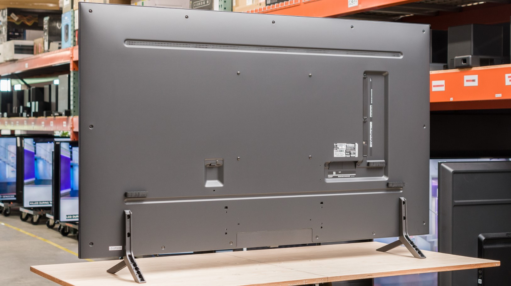 LG UR9000 75 inch TV under 1000