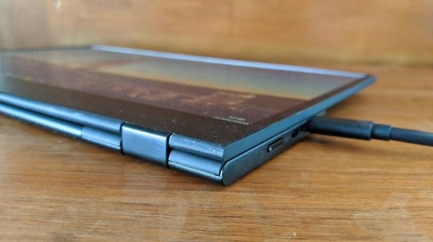 Lenovo ThinkVision M14 travel monitor for laptop