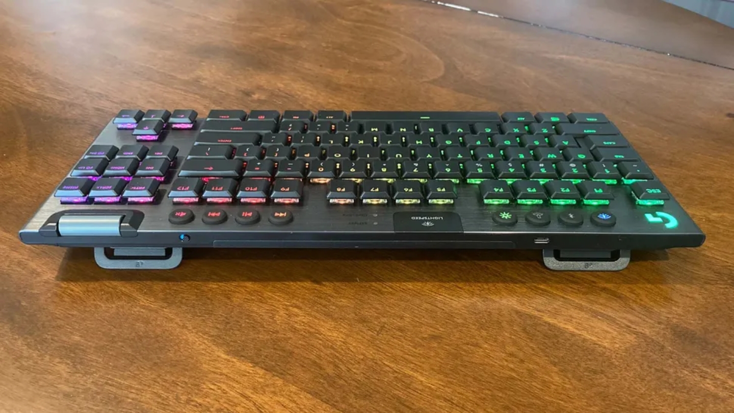 Logitech G915 TKL wireless mechanical gaming keyboard