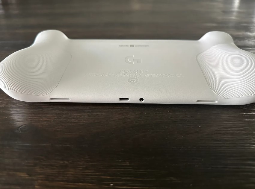 Logitech G Cloud handheld gaming console