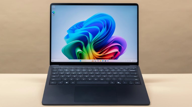  Microsoft Surface Laptop 7 Windows 11 Recall PC
