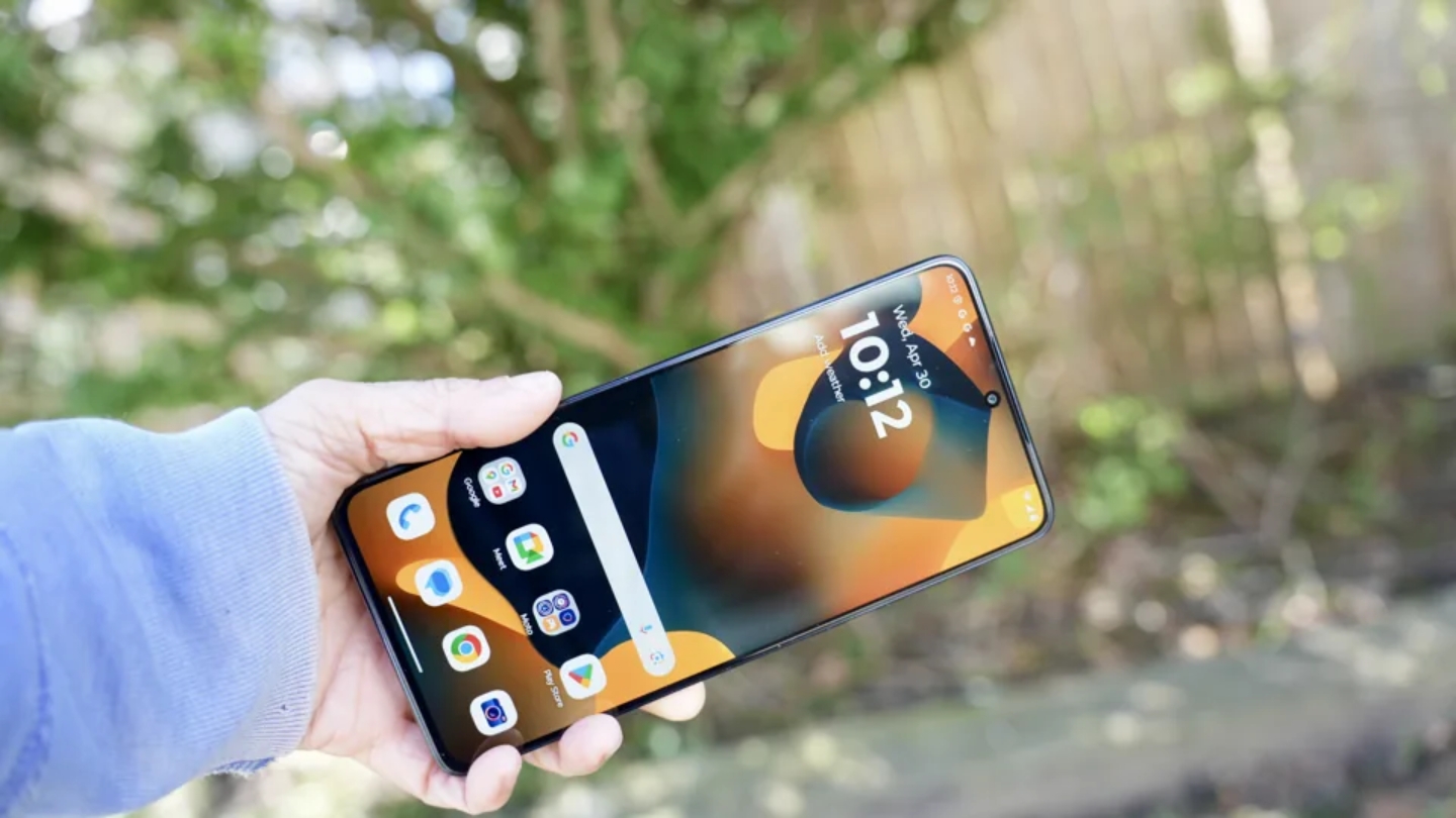 Motorola Moto G Stylus 2025 mid-range gaming phone