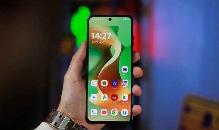 Motorola Razr 2025 : avis sur le téléphone pliable