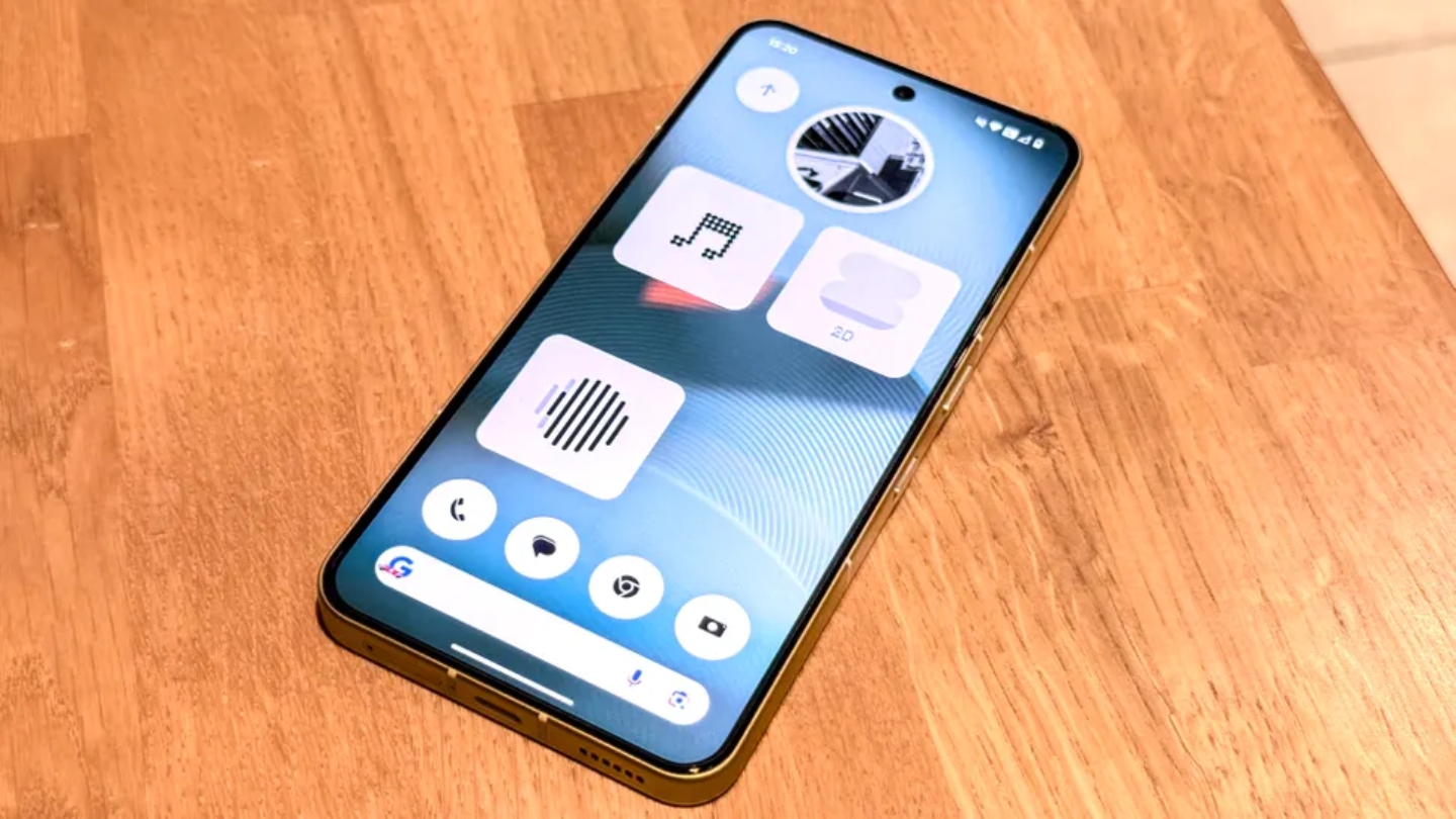 Nothing Phone (3) Android alternative to iPhone