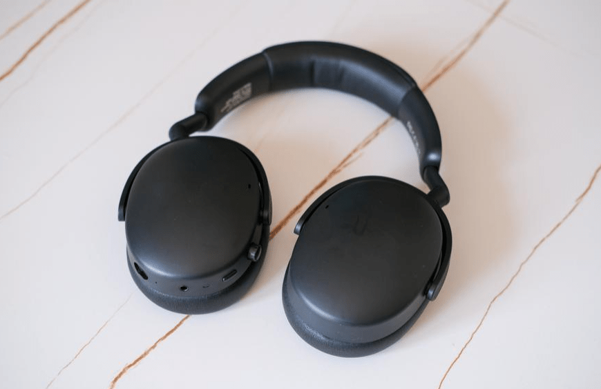 OneOdio SuperEQ A200 professional noise cancelling headphones