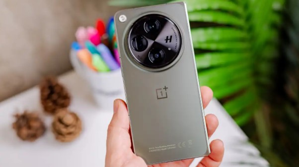 Smartphone pliable OnePlus Open