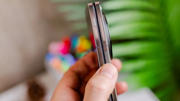 Téléphone pliable OnePlus Open