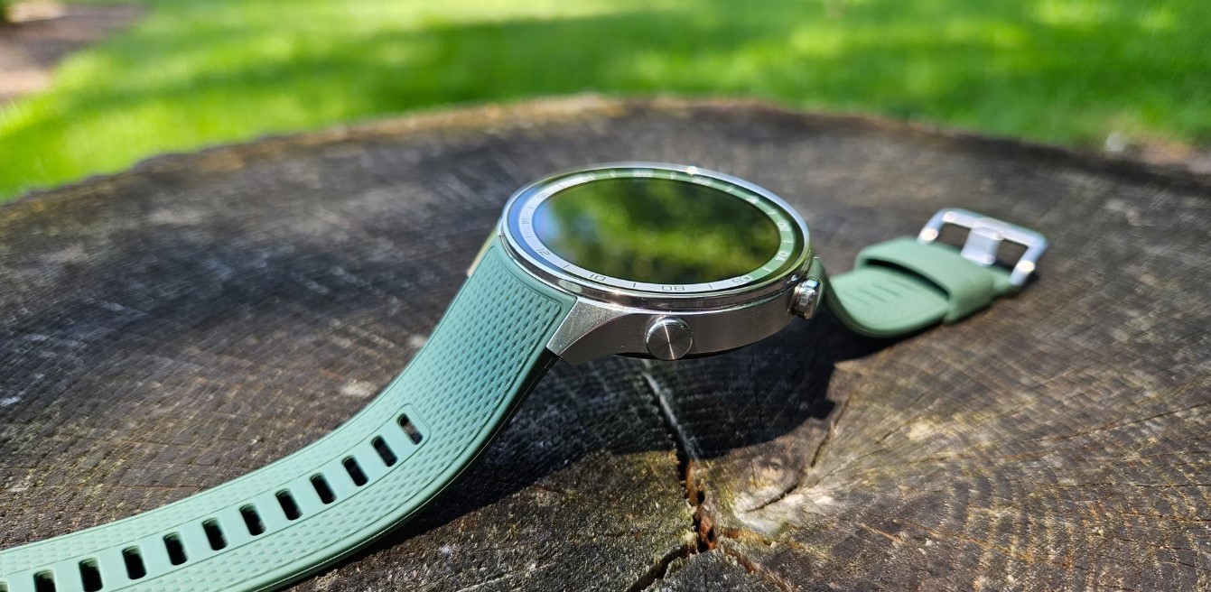 OnePlus Watch 2R Budget Smartwatch