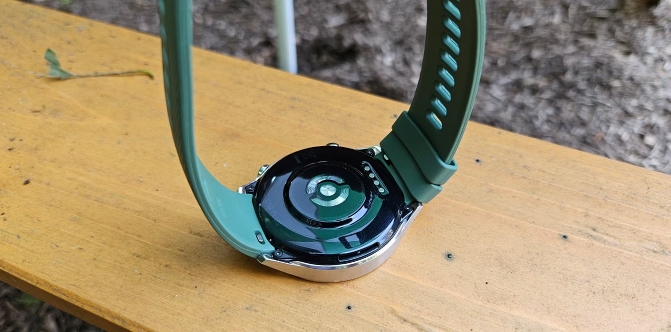 OnePlus Watch 2R cheap smartwatch