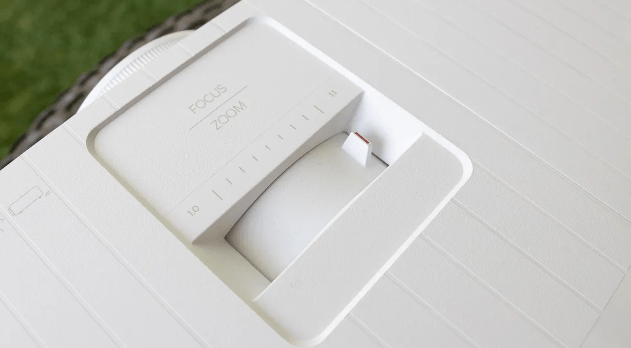 Optoma UHD35 or BenQ TK700