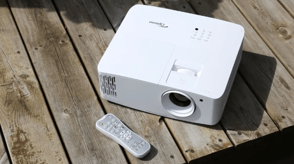 Optoma UHD38 apple tv projector