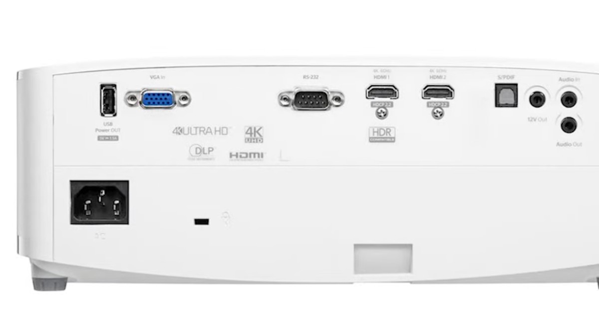 Optoma UHD38 4k gaming projector