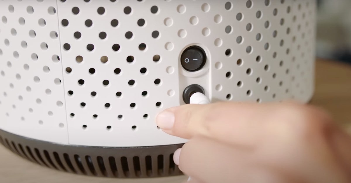 PHILIPS 800 Series air purifier for cat smell