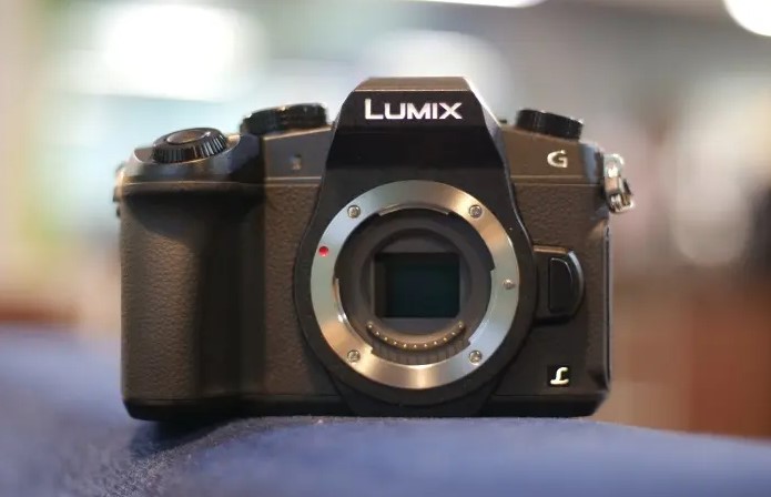 Panasonic LUMIX G85 cheap professional camera